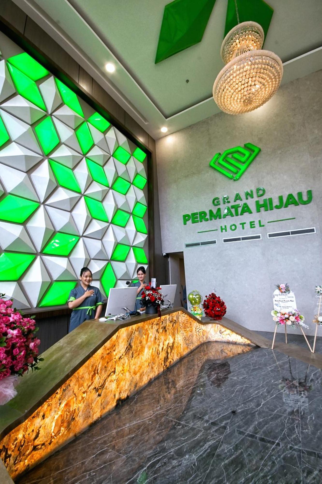 Grand Permata Hijau Hotel Sukabumi Buitenkant foto