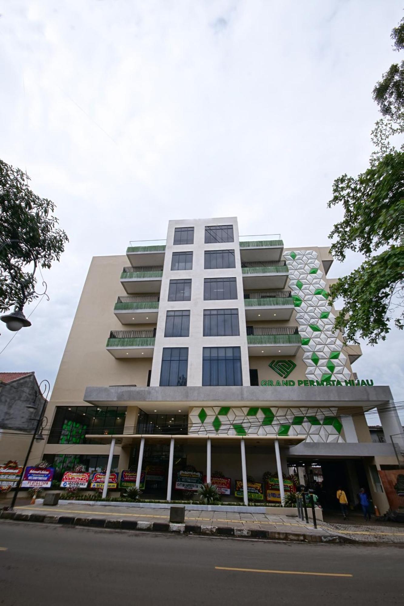 Grand Permata Hijau Hotel Sukabumi Buitenkant foto